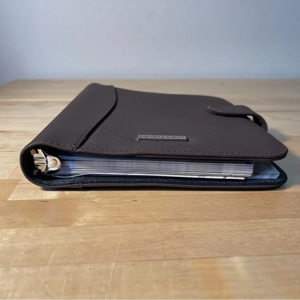 Day Runner Nylon Organizer Binder